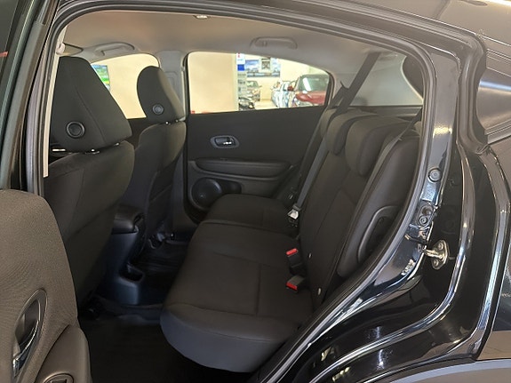 Honda HR-V 9 of 14
