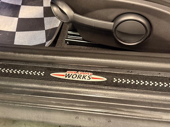 MINI John Cooper Works 13 of 23
