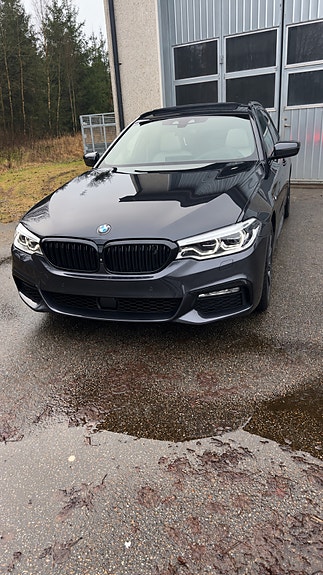 BMW 540i