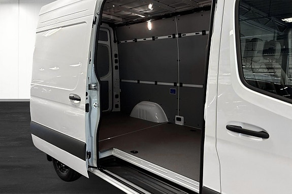Mercedes-Benz Sprinter 317 9 of 21
