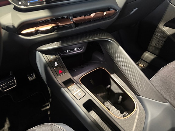 Cupra Terramar 12 of 18