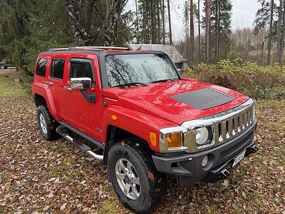 Hummer H3 2 of 18