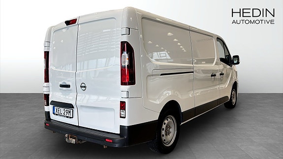 Nissan NV300 2 of 18
