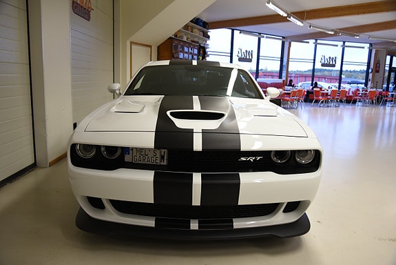 Dodge Challenger 3 of 30