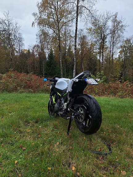 Kawasaki Z650 3 of 5