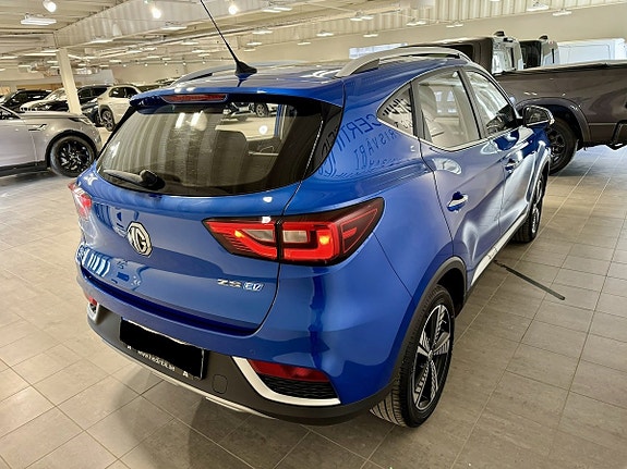 MG ZS EV 8 of 13