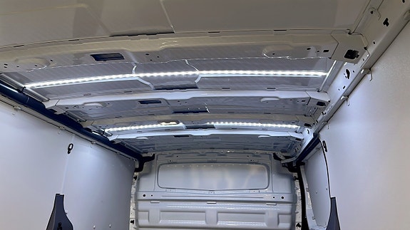 Nissan Primastar 12 of 12
