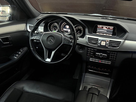 Mercedes-Benz E250 9 of 21