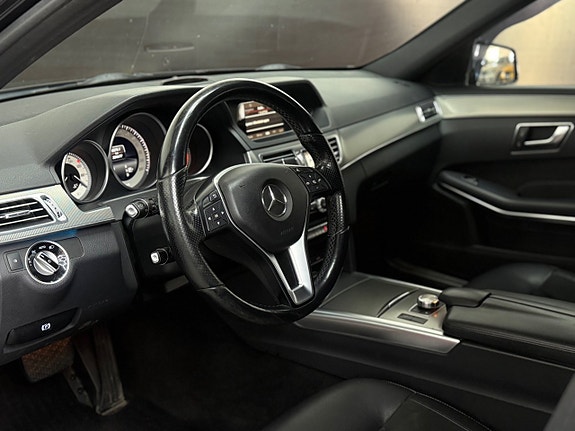 Mercedes-Benz E250 2 of 21