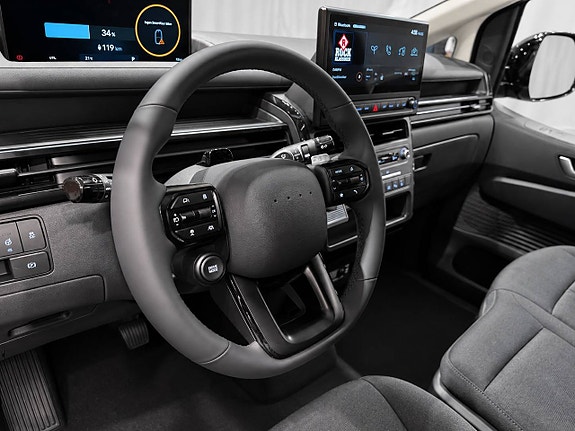 Hyundai Staria 6 of 13