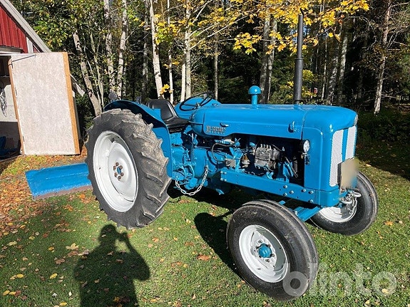 Veterantraktor Fordson Major Diesel 2 of 6