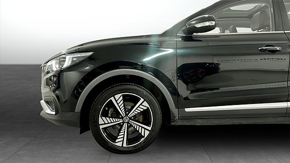 MG ZS 9 of 9