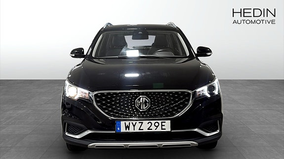 MG ZS 8 of 9