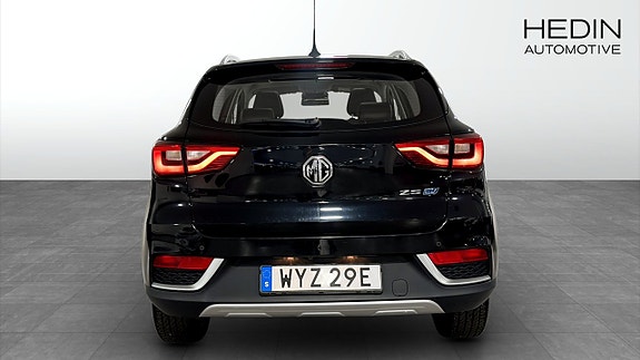 MG ZS 7 of 9