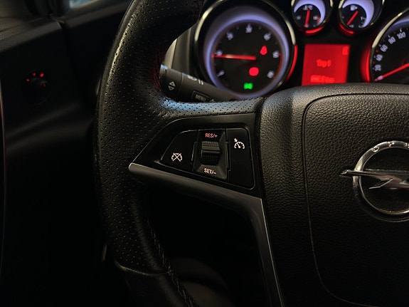 Opel Astra 13 of 22