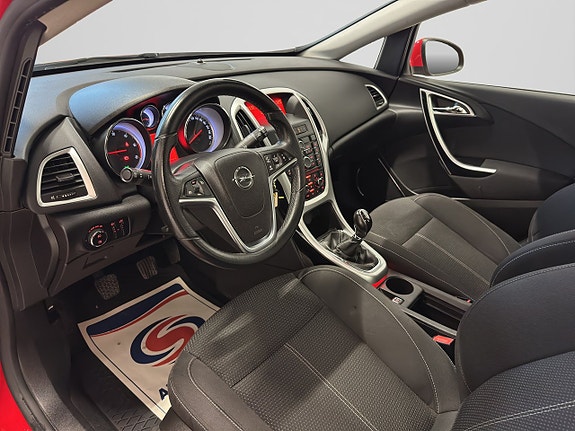Opel Astra 8 of 22