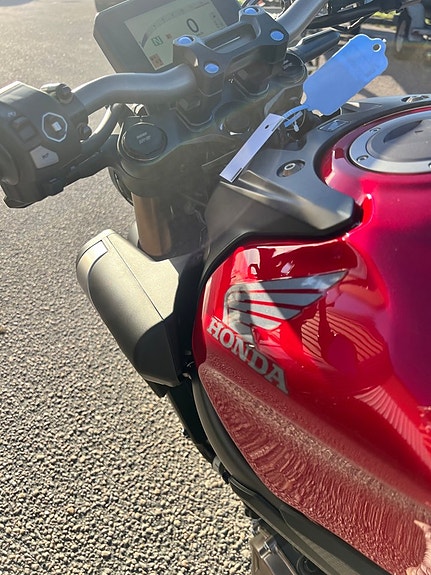 Honda CB650R 0.65 Euro 5 13 of 15
