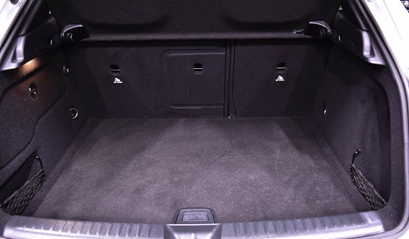 Mercedes-Benz GLA 220 d 18 of 19
