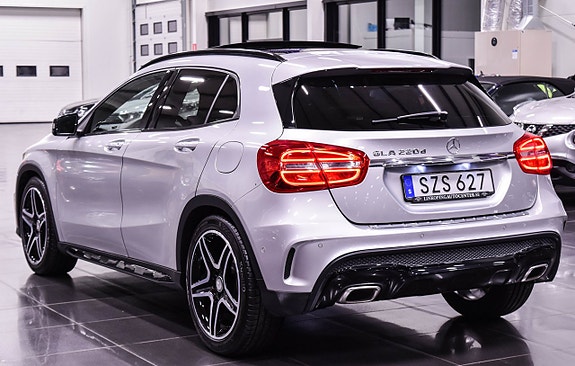 Mercedes-Benz GLA 220 d 10 of 19