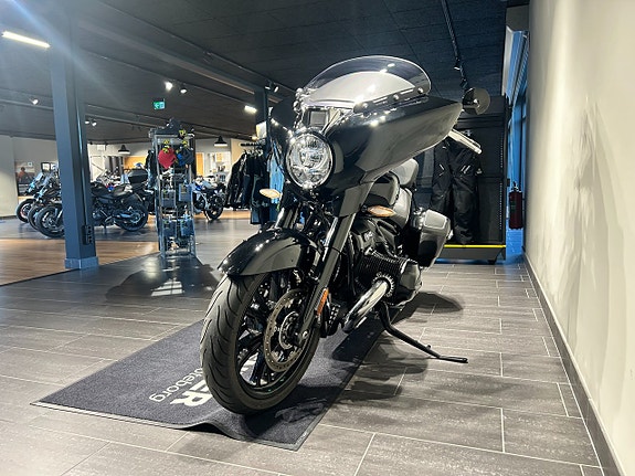 BMW R18 Bagger /ACC/Vance & Hines/379 mil 2 of 16