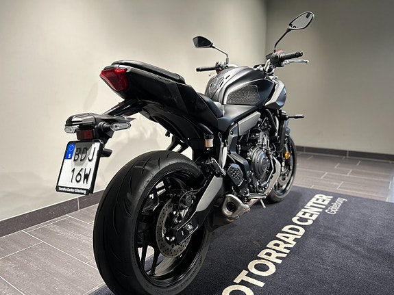 Yamaha MT-07 / Tankpads / Endast 380 mil! 7 of 17