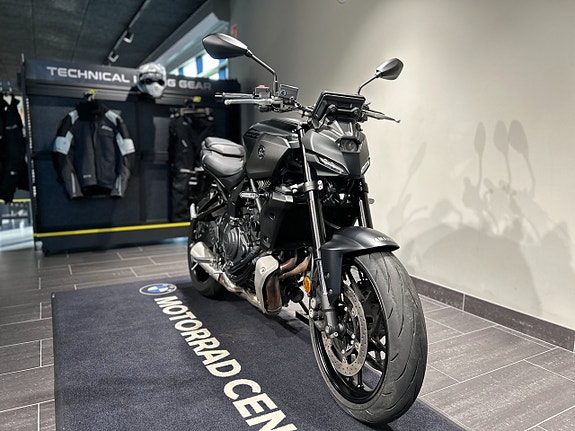 Yamaha MT-07 / Tankpads / Endast 380 mil! 3 of 17