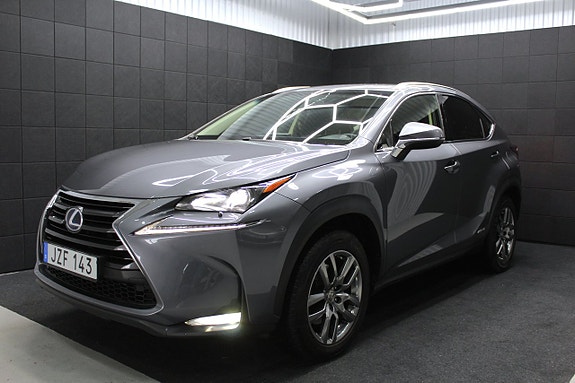 Lexus NX300h