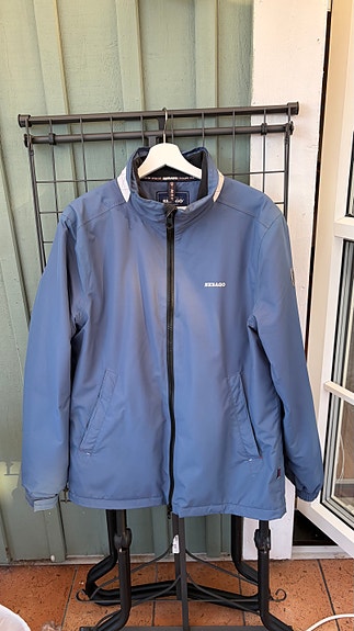 Product image 1 of 8