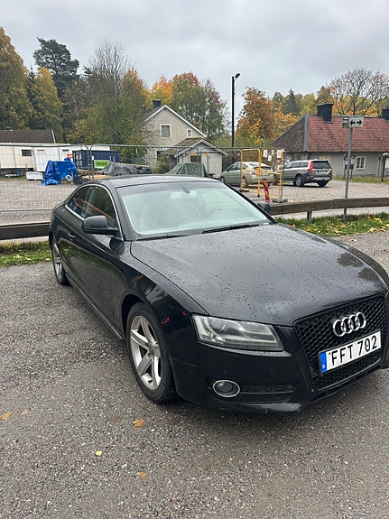 Audi A5 2 of 8