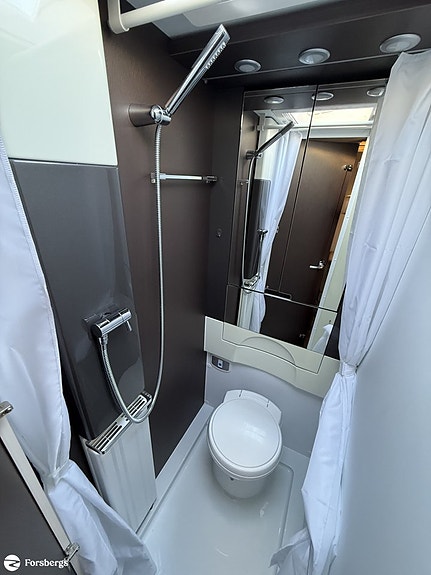 Adria ALPINA 753HK inkl. förtält - 3.95% ränta + utökad garanti! 15 of 19