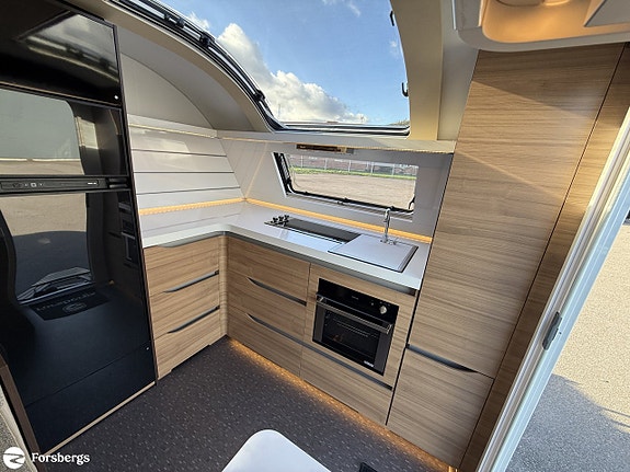 Adria ALPINA 753HK inkl. förtält - 3.95% ränta + utökad garanti! 6 of 19