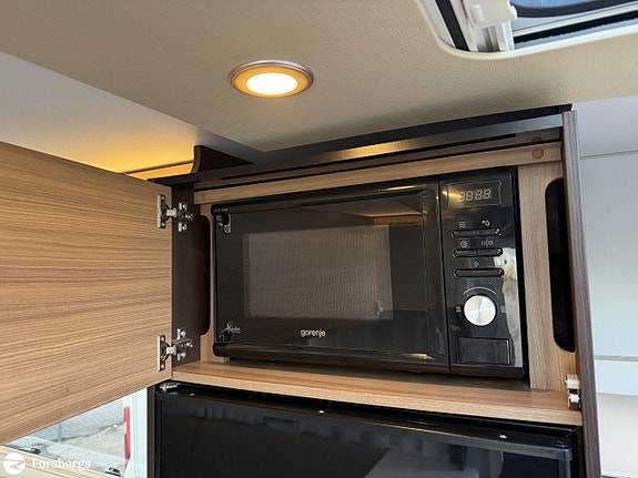 Adria ALPINA 753HK inkl. förtält - 3.95% ränta + utökad garanti! 9 of 19