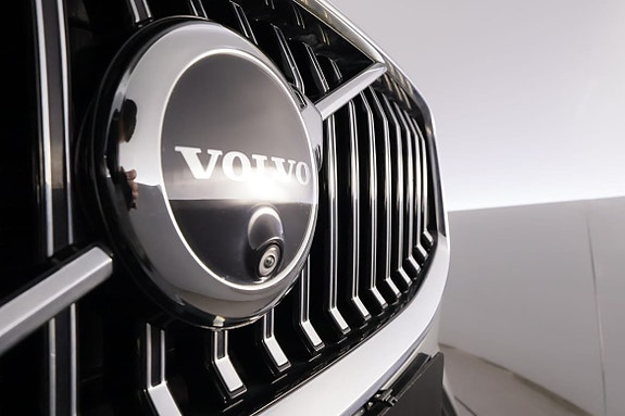 Volvo XC60 12 of 18