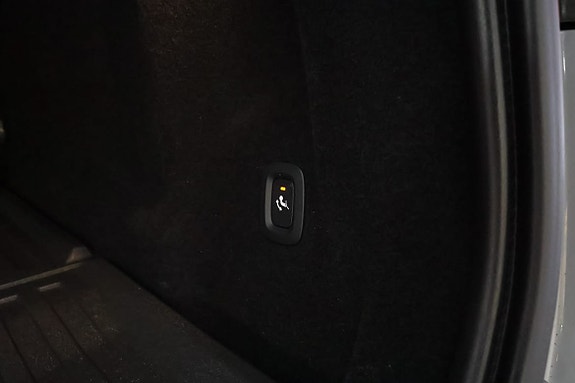 Volvo XC60 17 of 18
