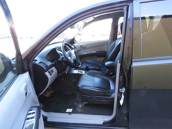 MITSUBISHI L200 2.5 178CH 4X4