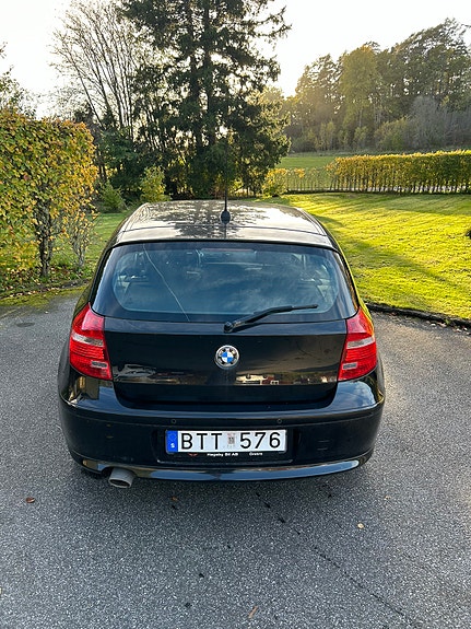BMW 120d 5 of 8