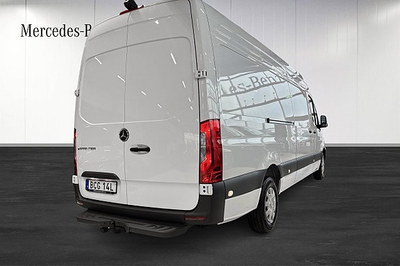 Mercedes-Benz eSprinter 420 4 of 14