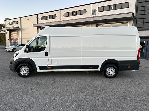 Peugeot Boxer 8 of 17