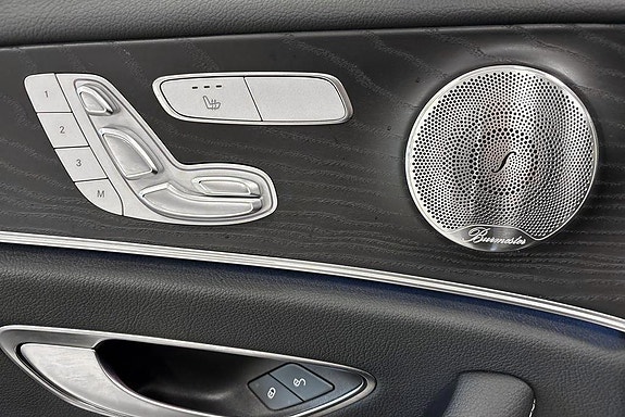 Mercedes-Benz E 220 d 17 of 19