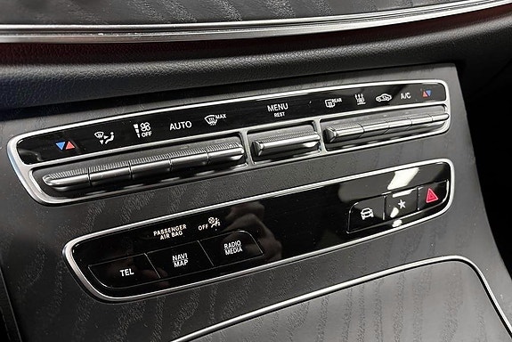 Mercedes-Benz E 220 d 13 of 19