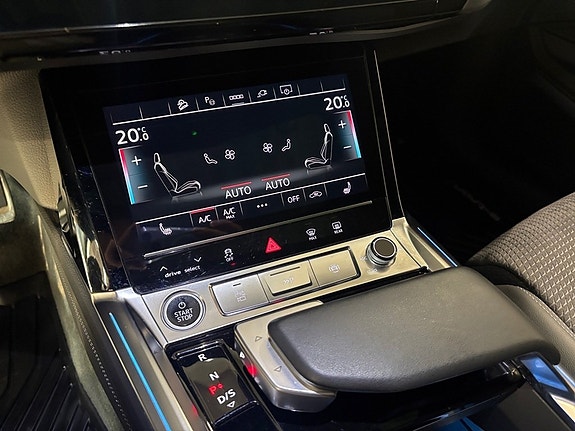 Audi Q8 e-tron 14 of 14