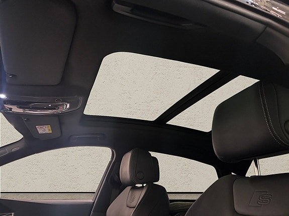 Audi Q8 e-tron 8 of 14