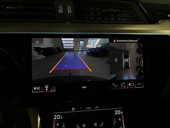 Audi Q8 e-tron 10 of 14