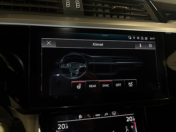 Audi Q8 e-tron 11 of 14