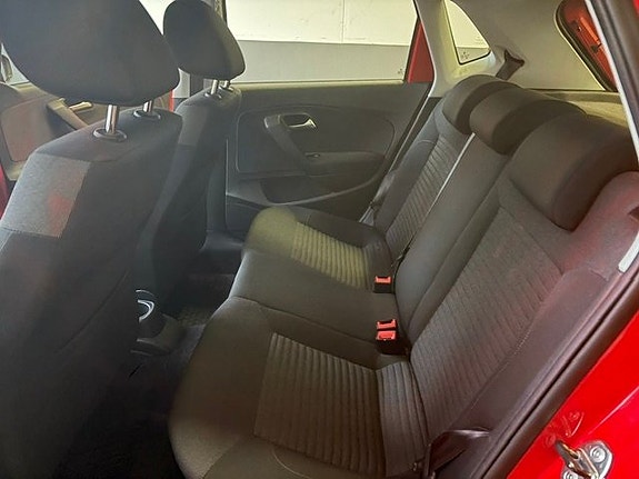 Volkswagen Polo 11 of 12