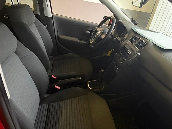 Volkswagen Polo 9 of 12