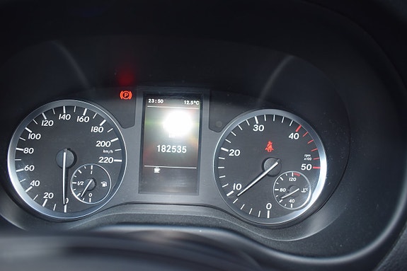 Mercedes-Benz Vito 111 14 of 14