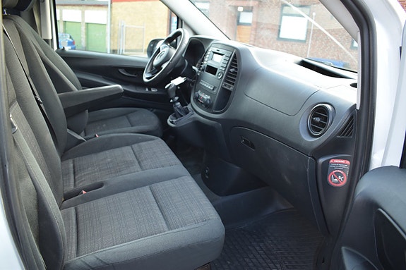 Mercedes-Benz Vito 111 12 of 14