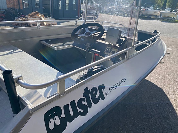Buster L 2 of 6