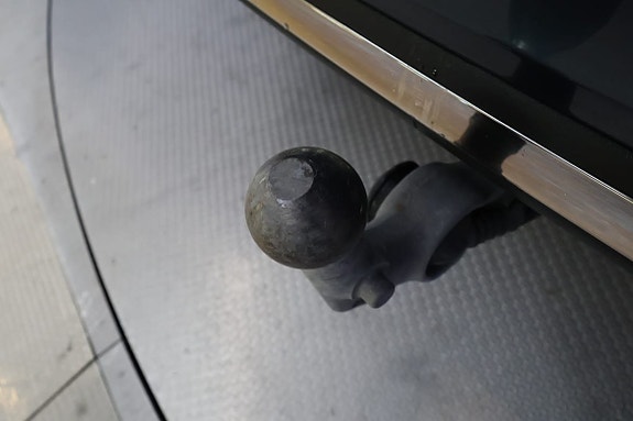 Volvo V60 13 of 19
